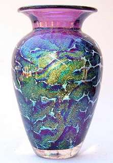 vase-beauty-amethyst-gold-r.jpg